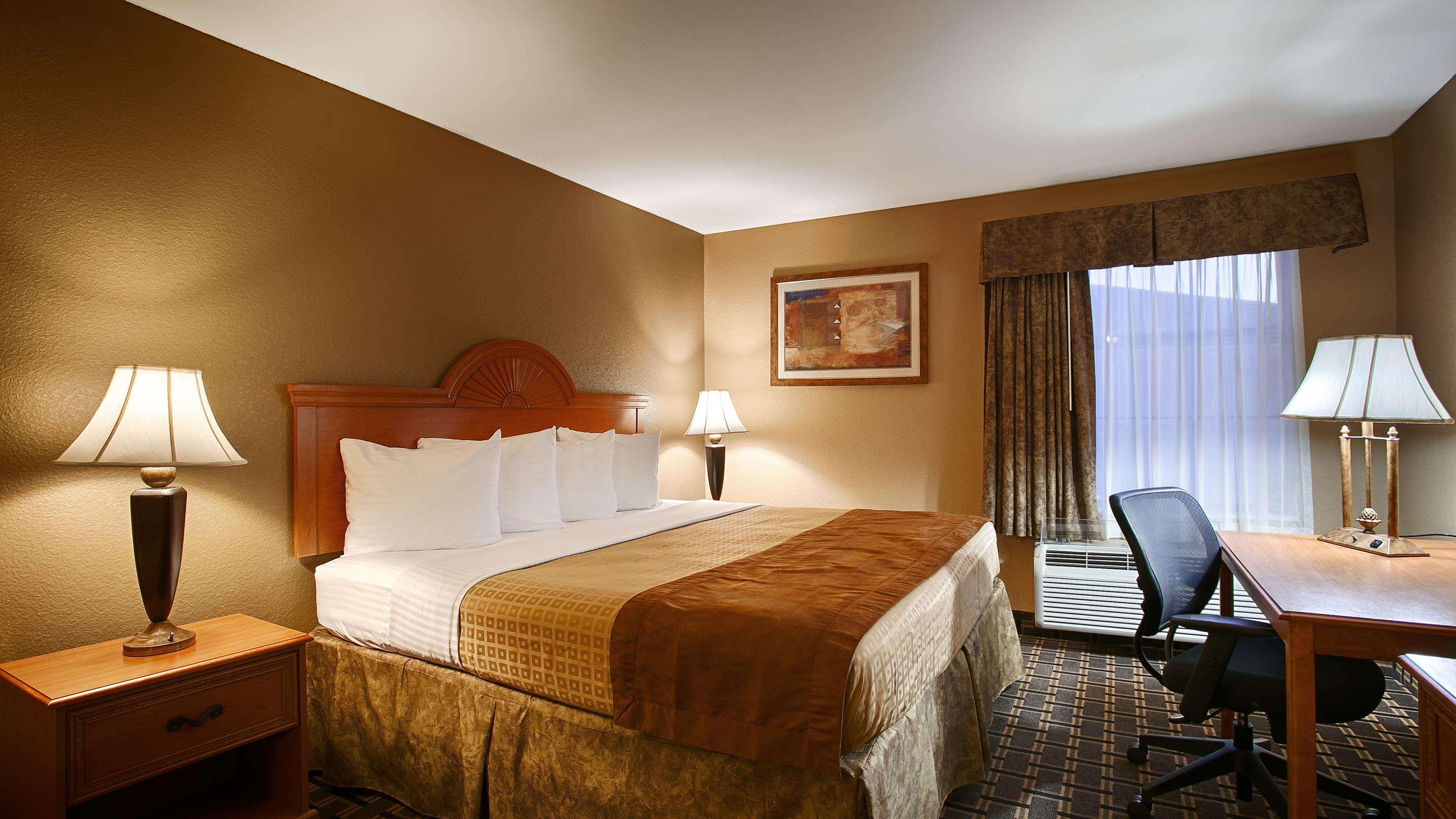 Best Western Zachary Inn Exterior photo