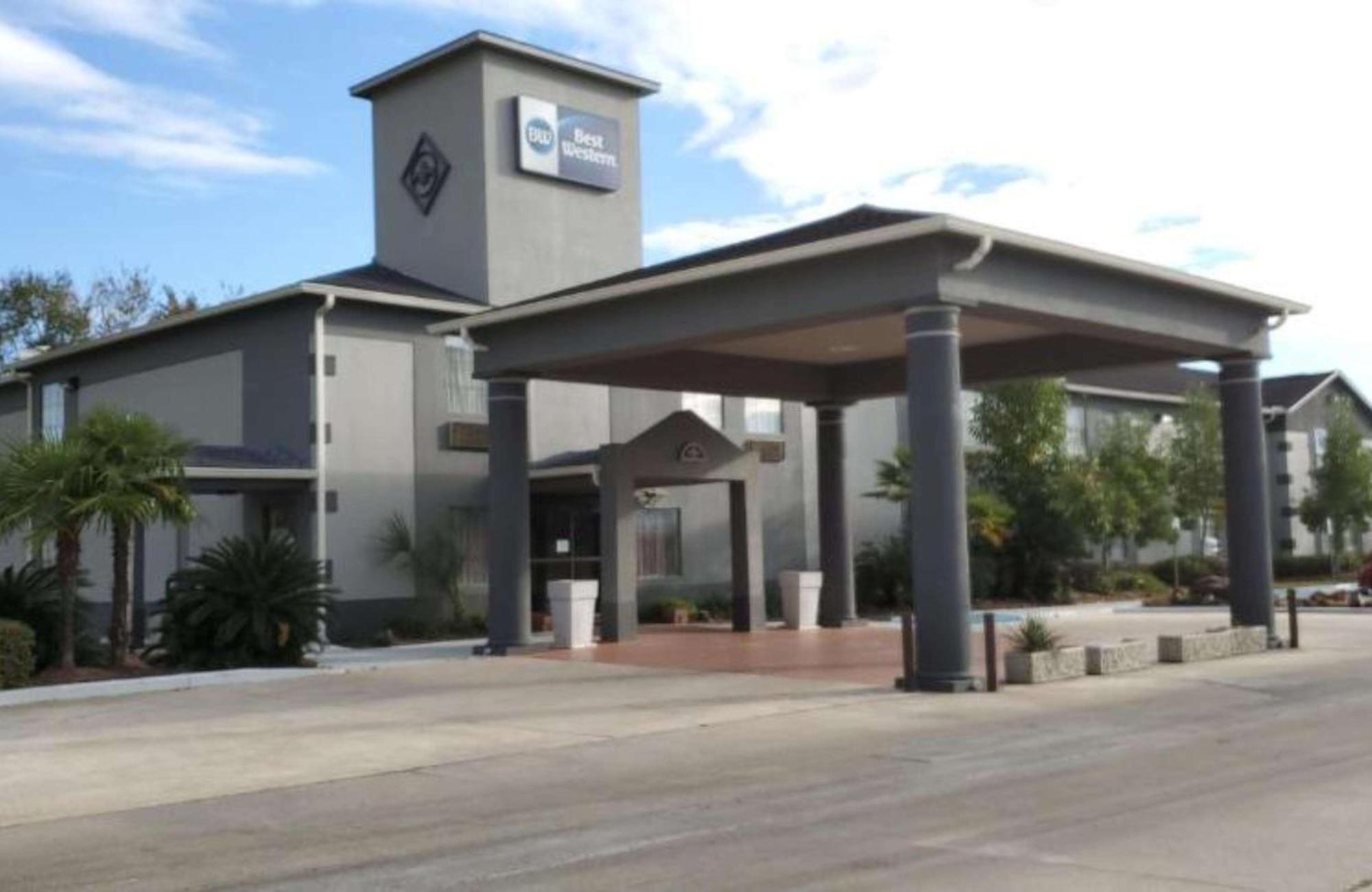 Best Western Zachary Inn Exterior photo