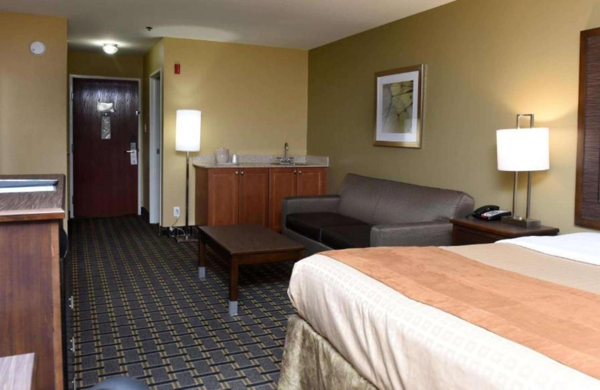 Best Western Zachary Inn Exterior photo
